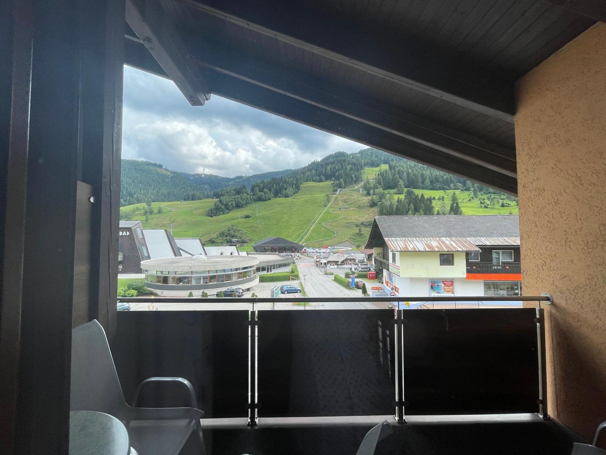 Restaurant-Pension Dorfwirt Bad Kleinkirchheim Dış mekan fotoğraf