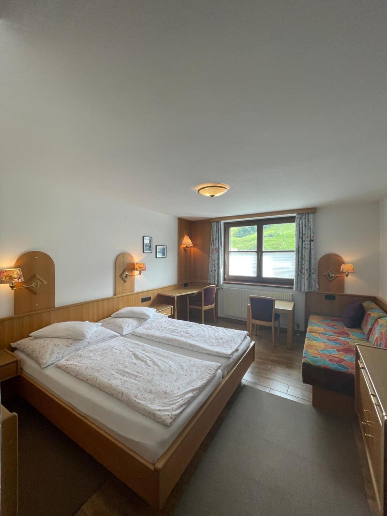 Restaurant-Pension Dorfwirt Bad Kleinkirchheim Dış mekan fotoğraf