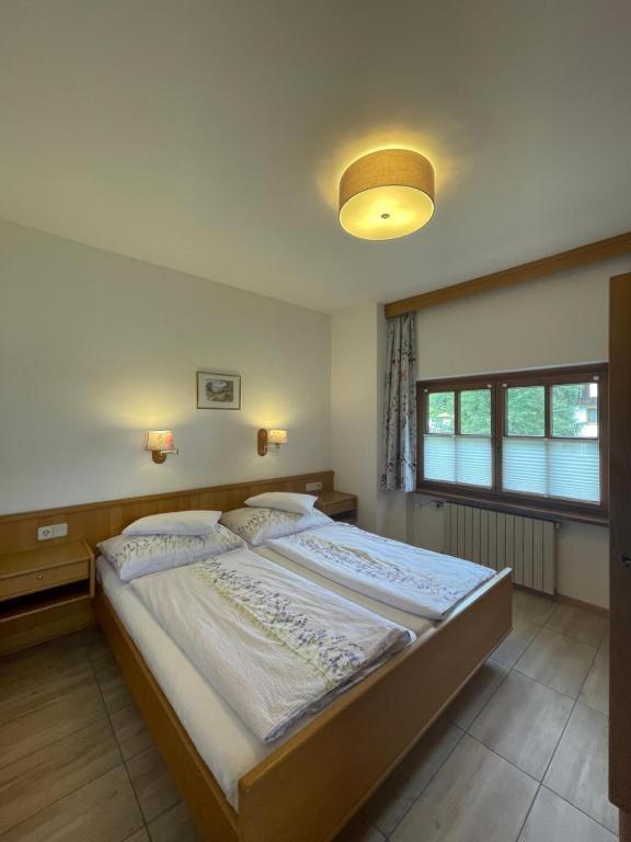 Restaurant-Pension Dorfwirt Bad Kleinkirchheim Dış mekan fotoğraf